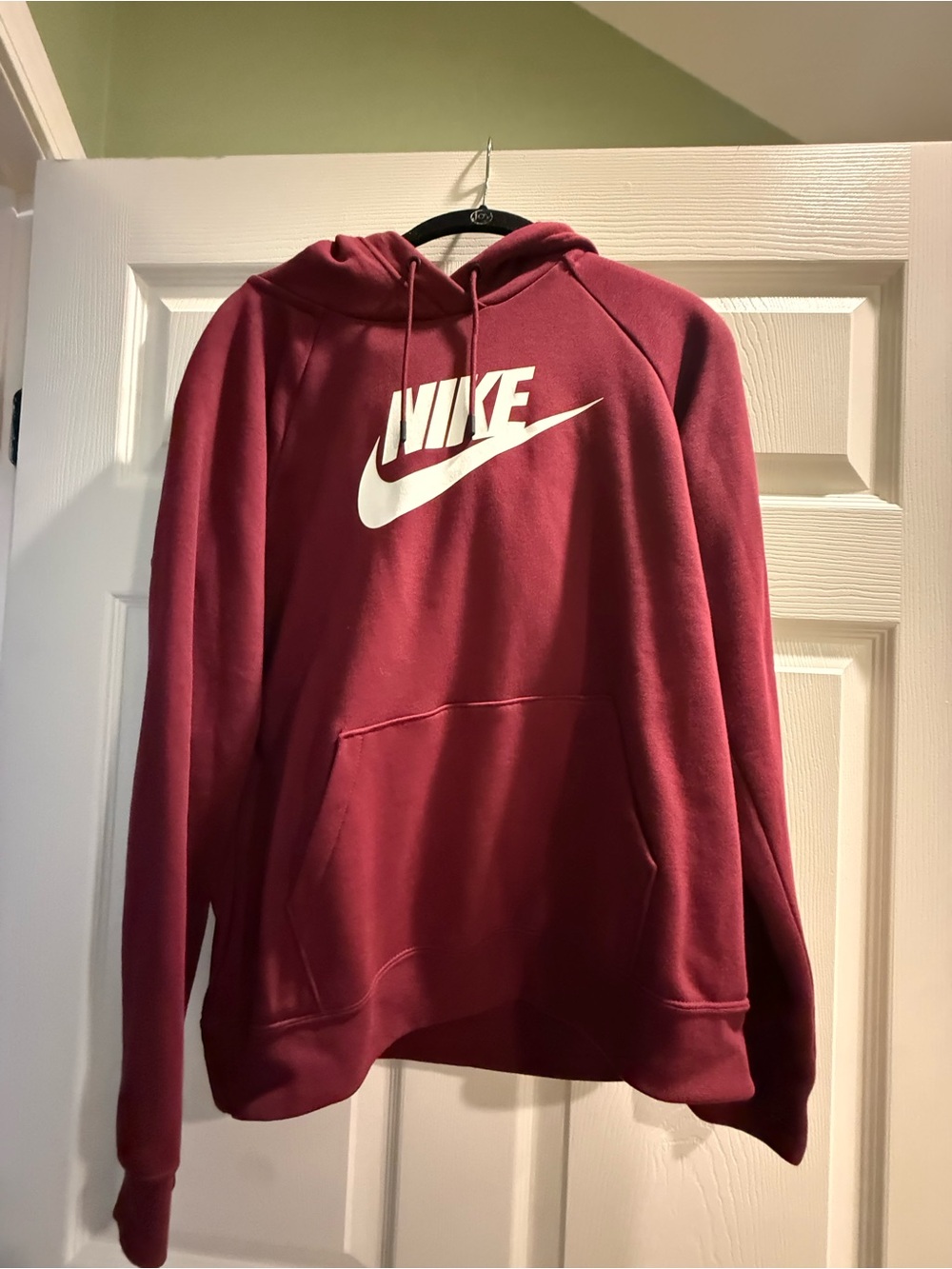 Nike Burgundy Pullover Hoodie Sweatshirt
